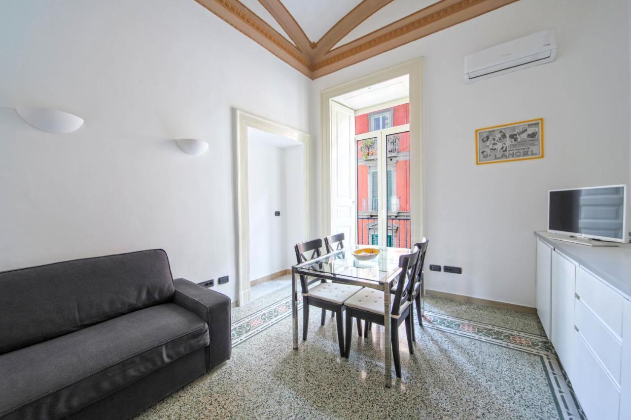 Casa Dante - Historic Apartment In The Perfect Naples Location المظهر الخارجي الصورة